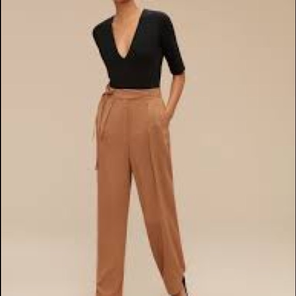 Babaton Cream 3/4 Sleeve Plunge Neck Bodysuit - Picture 5 of 7